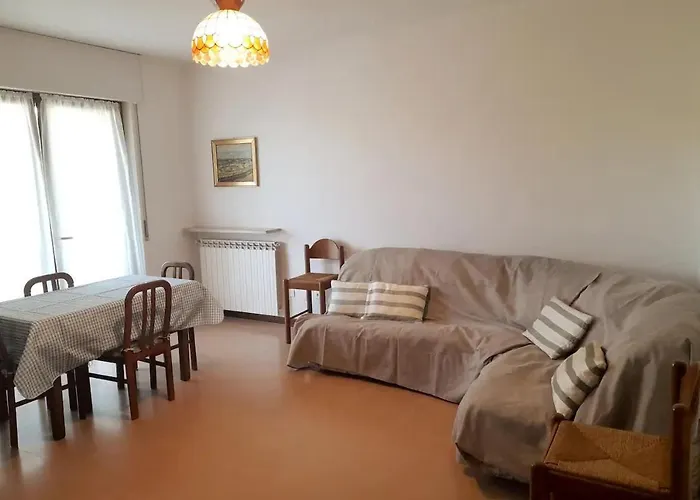 Verona Est Due 아파트 *