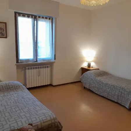 Verona Est Due *